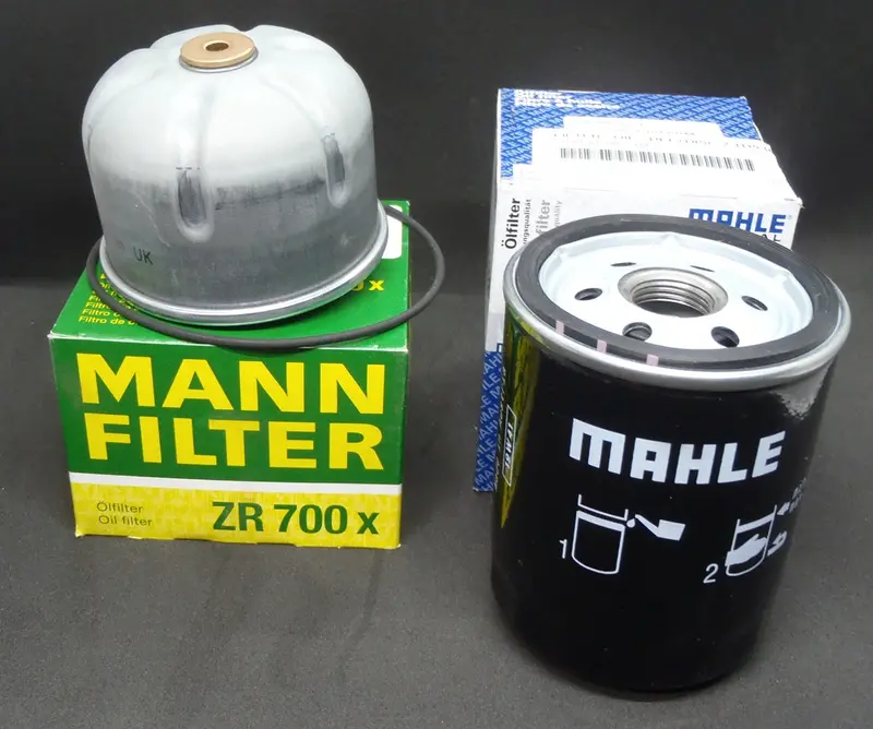 Pair Of Land Rover Td5 Oil Filters (Centrifuge & Spin On) Err6299 + Lpx100590 1